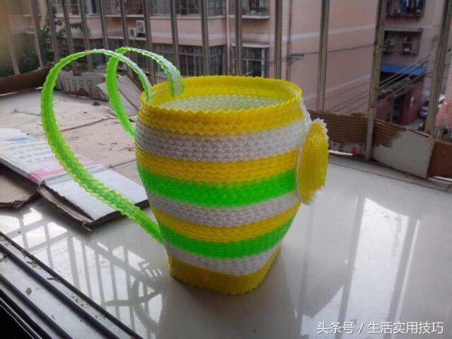 珠子手工编织篮子教程（星星管子编织漂亮实用的篮子）(1)