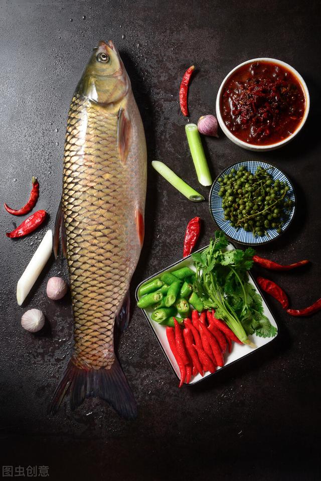酸菜水煮鱼片最正宗的做法（水煮鱼的家常做法）(1)