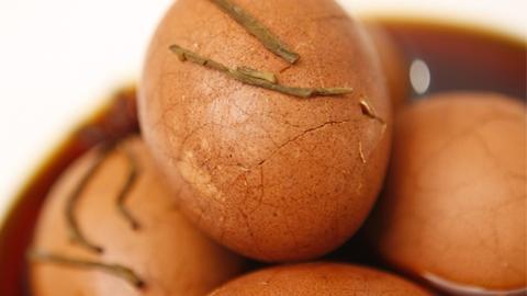 茶叶蛋怎么做又简单又好吃（茶叶蛋最好吃的13种做法）(1)